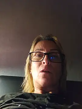 Snapshot of Steffi45 chatting on July 2026 08:01:02 PM Steffi45 online show from July 2026 08:01:02 PM