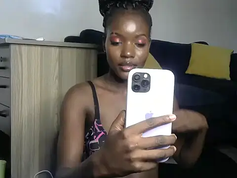 Snapshot of Aisharahma254 chatting on December 2024 12:03:01 PM Aisharahma254 online show from December 2024 12:03:01 PM