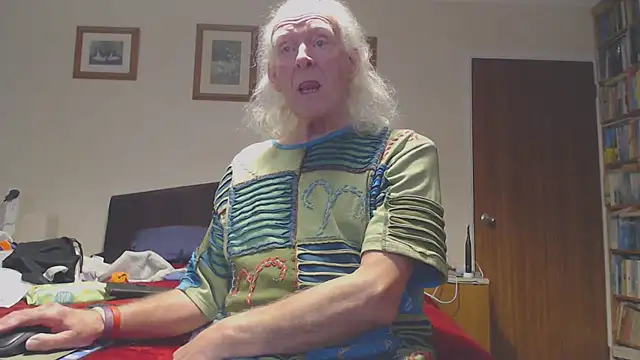 Snapshot of WaverlyKernow chatting on February 2026 01:33:02 PM WaverlyKernow online show from February 2026 01:33:02 PM