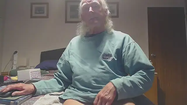 WaverlyKernow online show from April 2026 07:18:01 PM