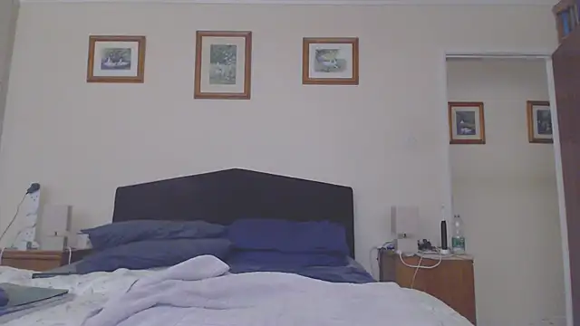 WaverlyKernow online show from July 2026 05:59:02 PM