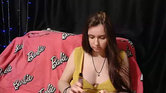 Snapshot of Milana69 chatting on October 2025 03:08:02 PM Milana69 online show from October 2025 03:08:02 PM