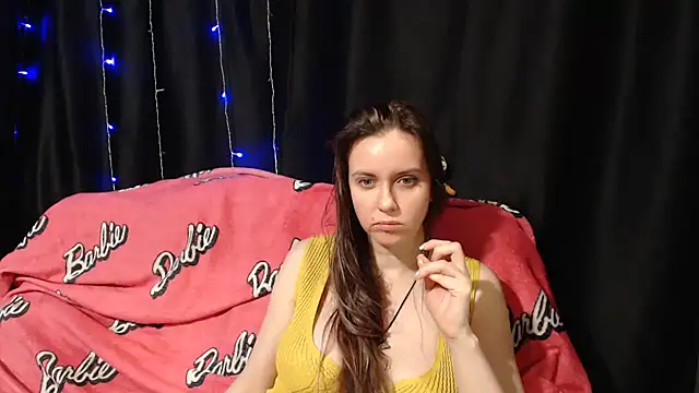 Snapshot of Milana69 chatting on February 2026 05:27:02 PM Milana69 online show from February 2026 05:27:02 PM