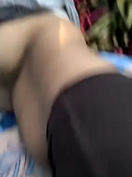 Crezy-Queen01 online show from November 2025 08:36:02 AM