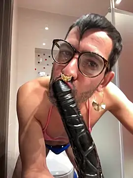 Snapshot of SubSexVideos chatting on October 2025 07:09:02 AM SubSexVideos online show from October 2025 07:09:02 AM