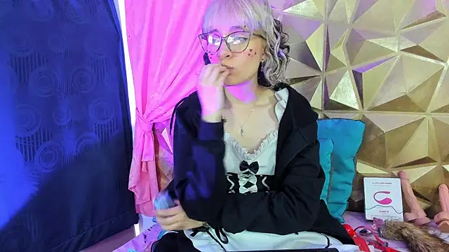 neeko princes online show from December 2024 03:22:02 PM