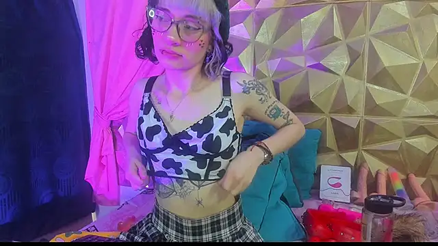 neeko princes online show from December 2024 12:27:01 PM