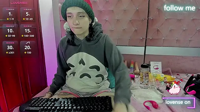 neeko princes online show from December 2025 11:59:01 AM