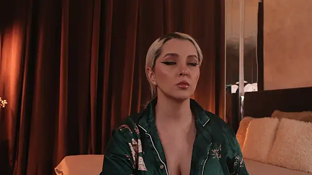 Snapshot of VictoriaMorrone chatting on March 2026 11:32:01 PM VictoriaMorrone online show from March 2026 11:32:01 PM