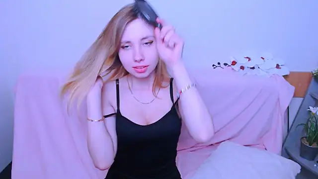 AliceFire  online show from May 2026 11:29:02 AM