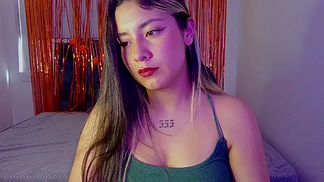 Lia 14  online show from November 2025 06:52:02 PM