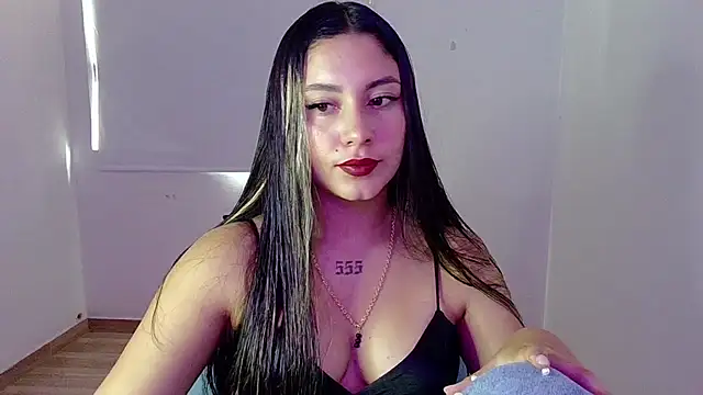 Lia 14  online show from January 2026 06:44:02 PM