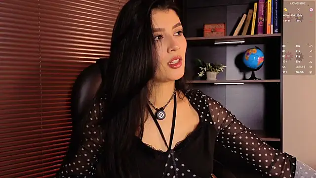 missatenea online show from May 2026 01:08:01 PM
