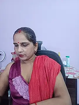 reemacouple007 online show from May 2026 06:00:01 AM