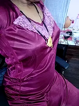 reemacouple007 online show from May 2026 07:36:02 AM