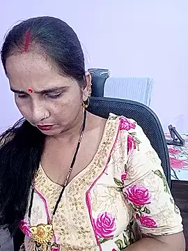 reemacouple007 online show from May 2026 07:37:01 AM