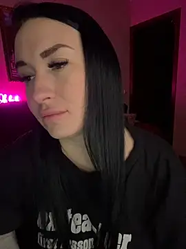 Roxana Bell online show from February 2025 08:26:01 PM