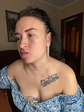Roxana Bell online show from May 2026 10:47:01 AM