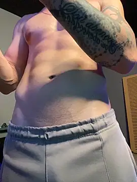 Snapshot of MachineDien chatting on September 2025 12:05:01 AM MachineDien online show from September 2025 12:05:01 AM