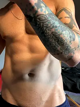 Snapshot of MachineDien chatting on September 2025 06:35:02 PM MachineDien online show from September 2025 06:35:02 PM