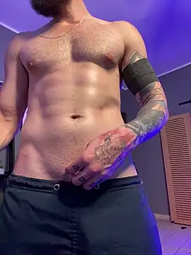 Snapshot of MachineDien chatting on February 2026 11:44:01 PM MachineDien online show from February 2026 11:44:01 PM