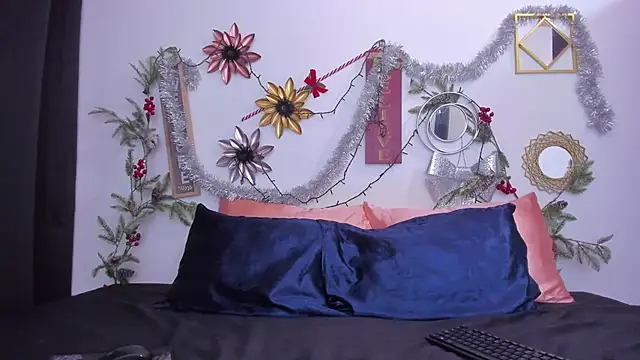 Snapshot of paolitakens chatting on January 2025 09:46:02 PM paolitakens online show from January 2025 09:46:02 PM