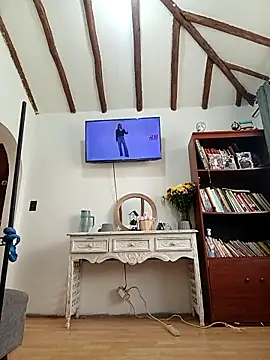 tata laima   online show from May 2026 02:32:02 PM
