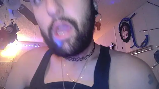 Snapshot of BobbyQ29 chatting on January 2026 06:07:02 AM BobbyQ29 online show from January 2026 06:07:02 AM