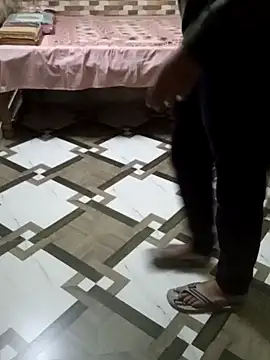 yours smp online show from February 2025 01:14:02 PM