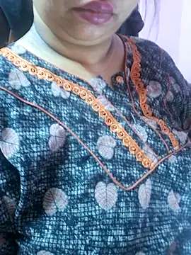 Ravina patil1 online show from September 2025 08:41:01 PM