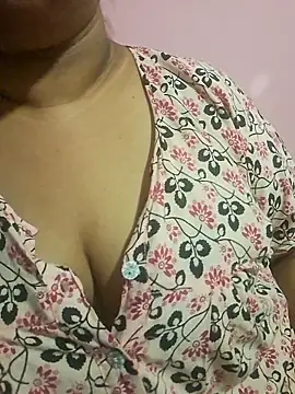 Ravina patil1 online show from May 2026 02:45:01 PM