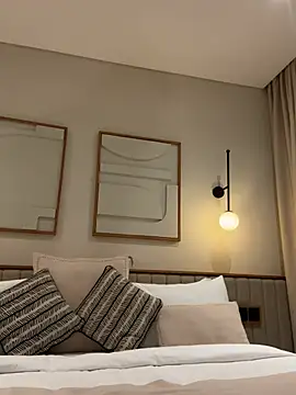 LunaRase online show from February 2025 05:08:01 PM