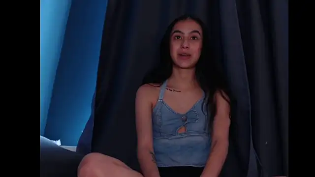 ValeryBaker  online show from October 2025 12:24:02 PM