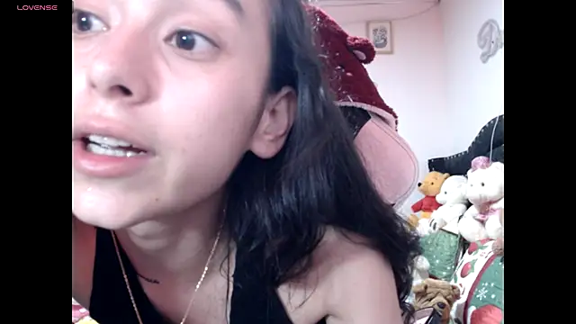 ValeryBaker  online show from November 2025 09:48:01 PM