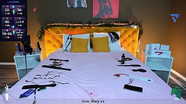 Mary Xextra online show from January 2025 01:04:02 AM