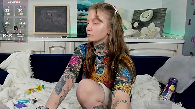 Mary Xextra online show from April 2026 09:52:02 AM