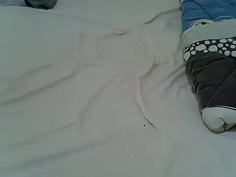 candililie online show from March 2026 01:47:01 PM