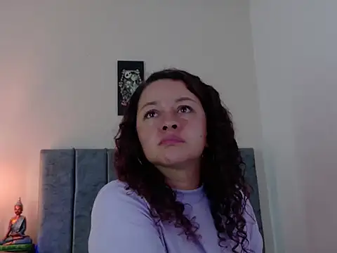 Snapshot of ArtesanaMK chatting on February 2026 05:25:01 PM ArtesanaMK online show from February 2026 05:25:01 PM