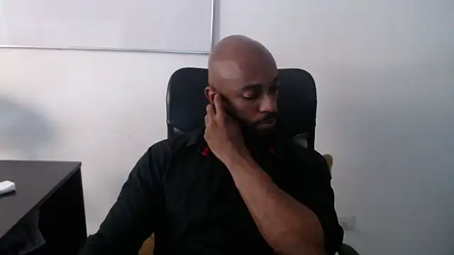 Snapshot of joe999cooper chatting on December 2025 03:54:01 PM joe999cooper online show from December 2025 03:54:01 PM