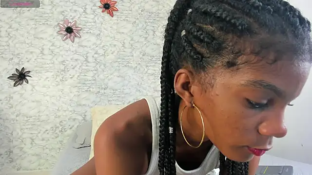 Snapshot of Canhela1 chatting on December 2024 09:13:02 AM Canhela1 online show from December 2024 09:13:02 AM