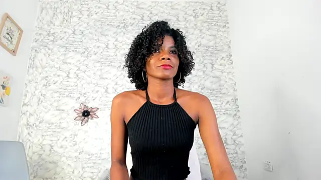 Snapshot of Canhela1 chatting on March 2025 05:52:02 AM Canhela1 online show from March 2025 05:52:02 AM