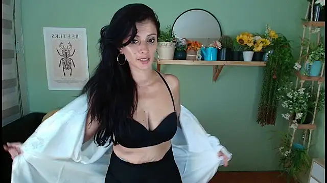 Snapshot of Aliiz_01 chatting on February 2025 05:31:01 PM Aliiz 01 online show from February 2025 05:31:01 PM