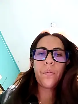 Snapshot of Lena-32 chatting on January 2025 10:01:01 PM Lena-32 online show from January 2025 10:01:01 PM