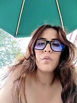 Snapshot of Lena-32 chatting on February 2025 07:27:02 PM Lena-32 online show from February 2025 07:27:02 PM