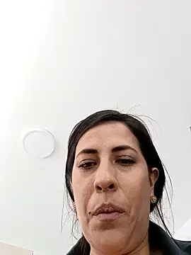 Snapshot of Lena-32 chatting on December 2025 07:09:01 PM Lena-32 online show from December 2025 07:09:01 PM