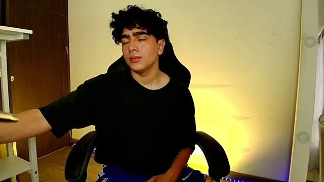 Snapshot of _nickconnor01 chatting on February 2025 07:59:02 PM nickconnor01 online show from February 2025 07:59:02 PM