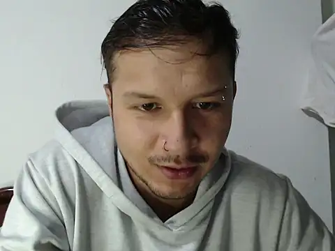 Snapshot of andy_loverxx chatting on December 2025 10:59:02 PM andy loverxx online show from December 2025 10:59:02 PM