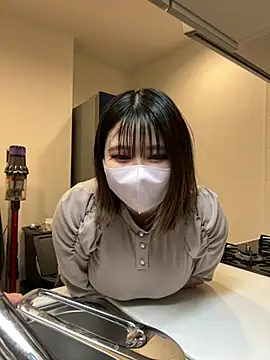 Snapshot of Megu_Melon chatting on February 2026 01:32:02 PM Megu Melon online show from February 2026 01:32:02 PM