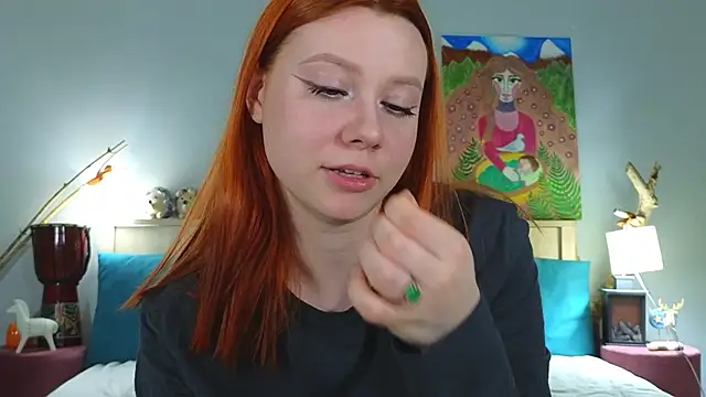 Snapshot of MileyMiller chatting on February 2025 04:25:02 PM MileyMiller online show from February 2025 04:25:02 PM