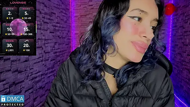 BellaOdisea online show from October 2025 07:25:02 PM